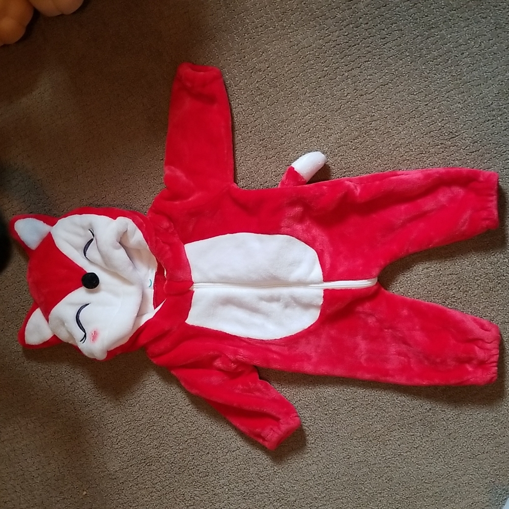 EUC SOFT FOX COSTUME  SIZE  12/18M